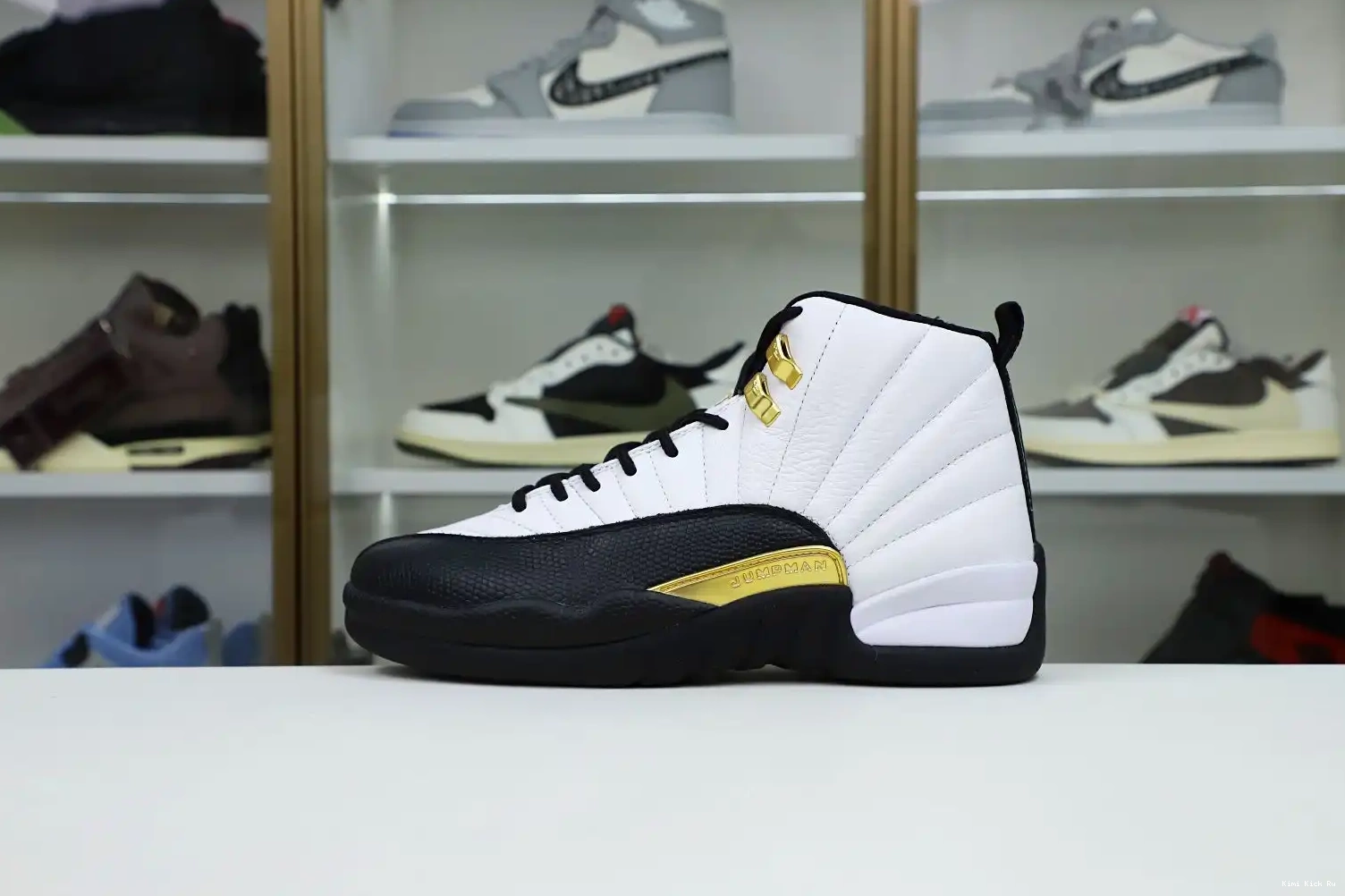 JORDAN AIR 'ROYALTY' RETRO Kimikick 12 0531